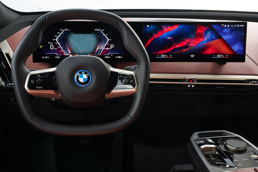 bmw curved display