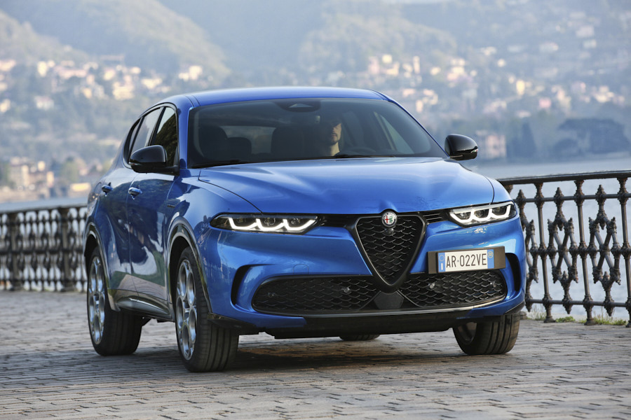 Alfa Romeo Tonale, auto ibride 2023