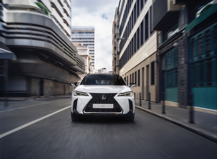 lexus-ux-hybrid