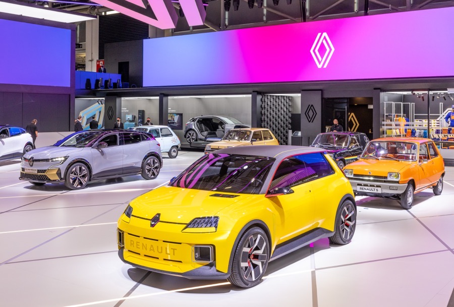nuove auto elettriche 2023 Renault 5