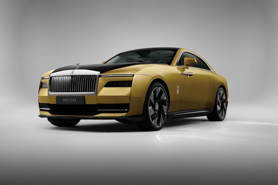 nuove auto elettriche 2023 Rolls-royce spectre