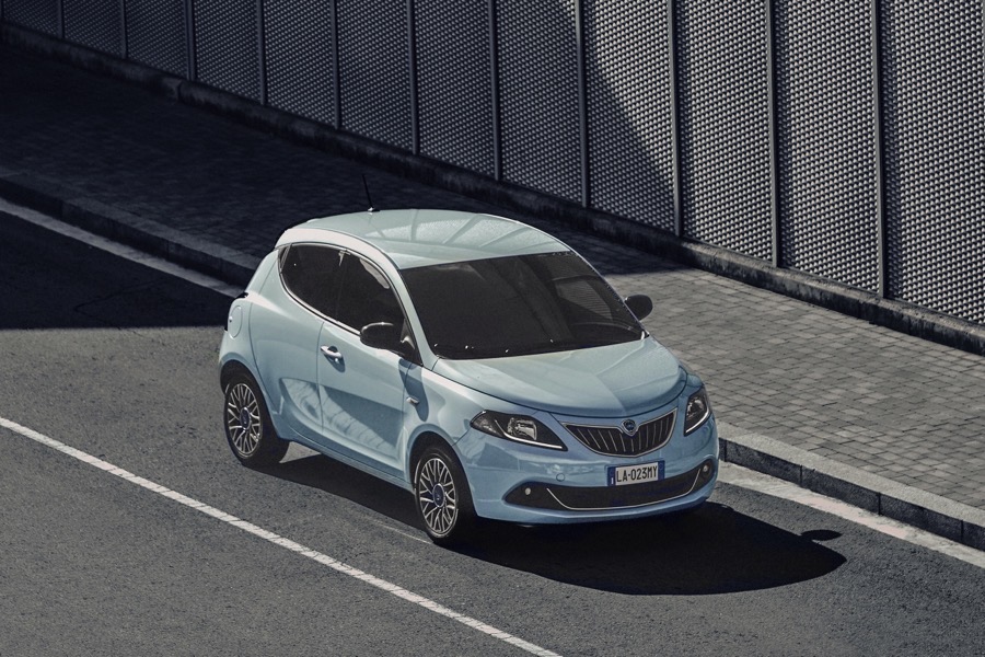 Lancia ypsilon 2023