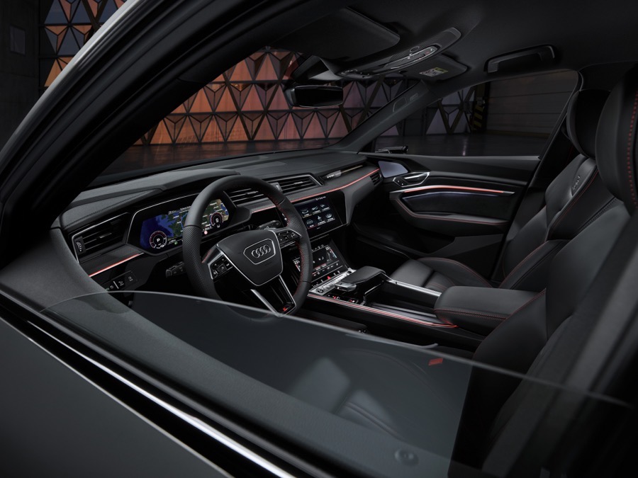 Interni Audi Q8 e-tron