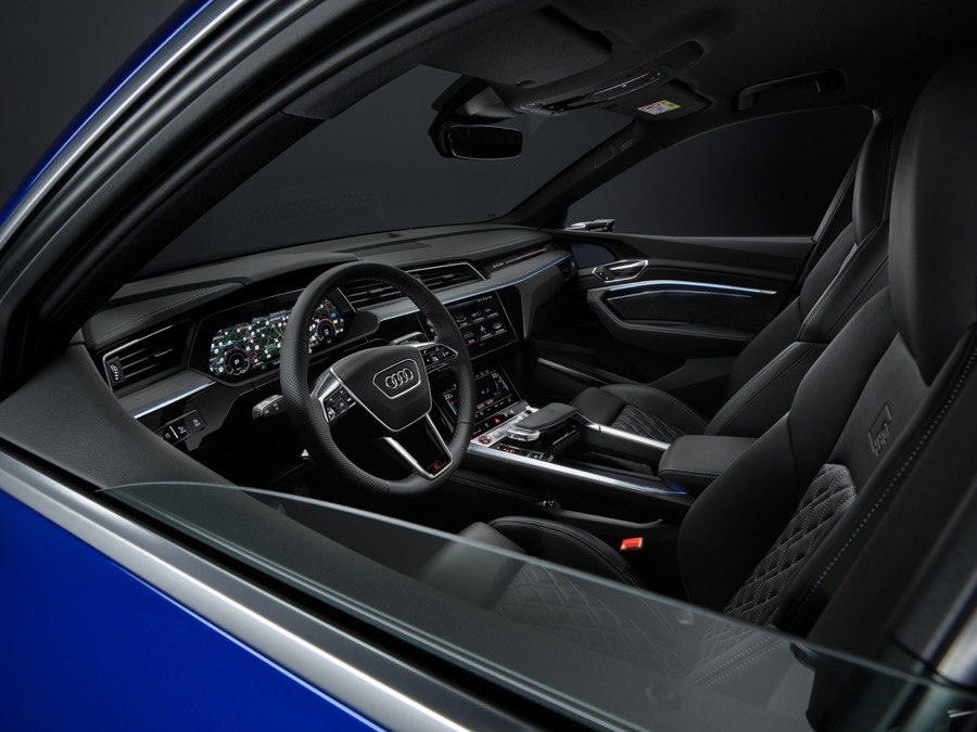 Interni Audi Q8 e-tron