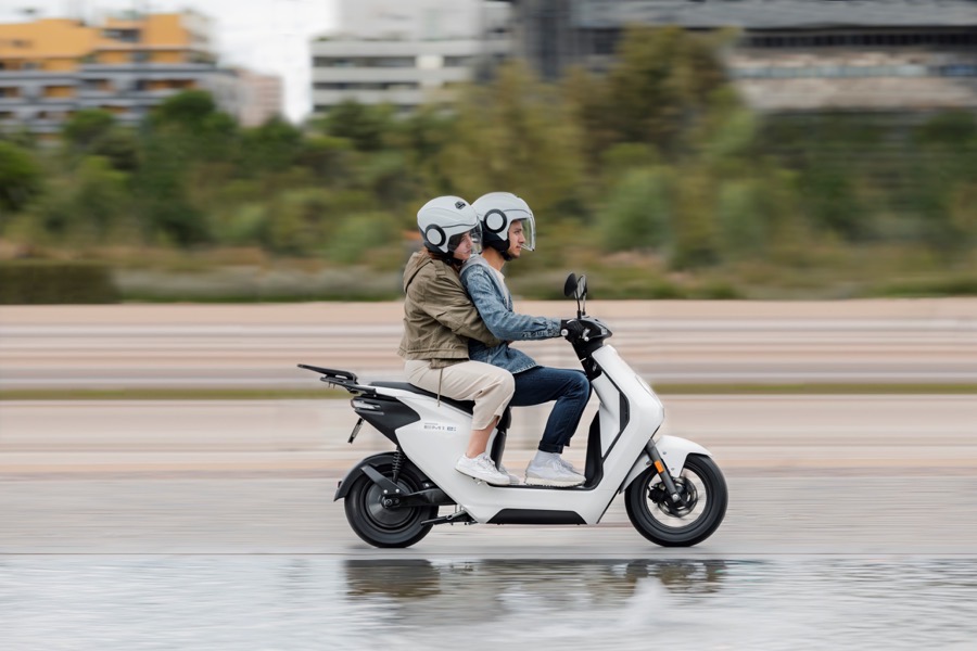 Scooter-elettrico-Honda-EM1