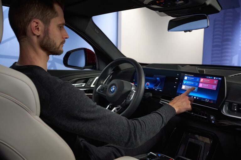 BMW esperienza digitale futuro CES 2024