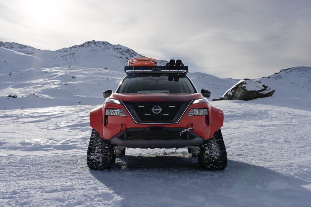 Nissan X-Trail Mountain Rescue