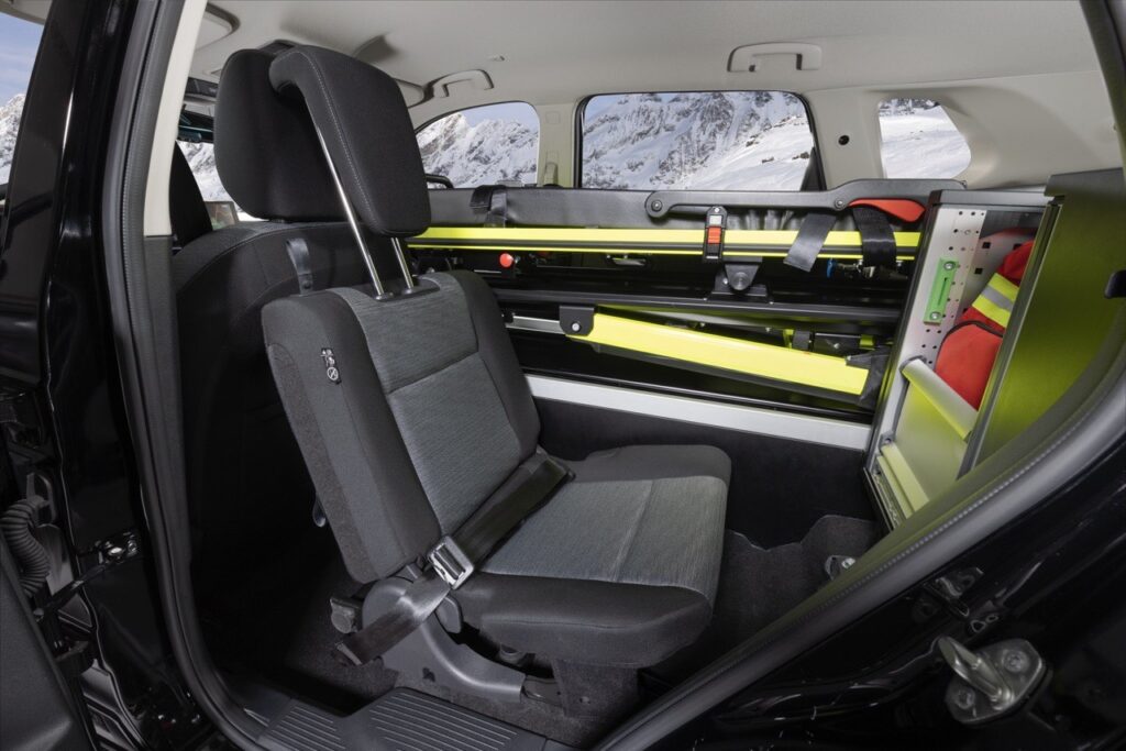 Interni Nissan X-Trail Mountain Rescue