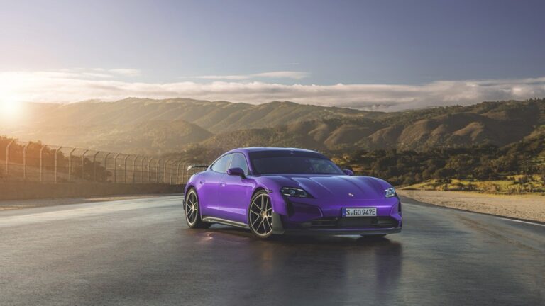 Porsche Taycan Turbo GT con Pacchetto Weissach