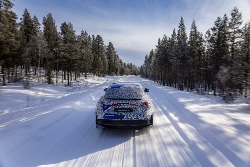 Alpine A390
