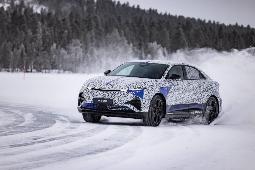 Alpine A390 Prototipo Test Freddo