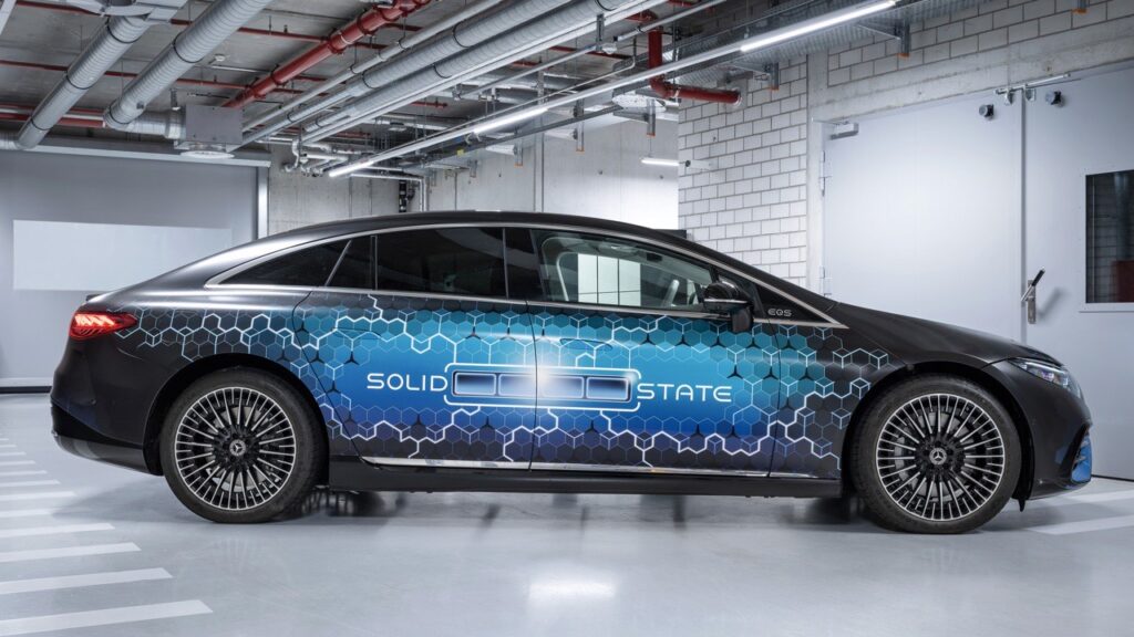 Mercedes-Benz test batterie stato solido