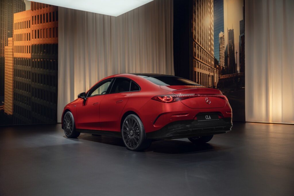 Design nuova Mercedes CLA