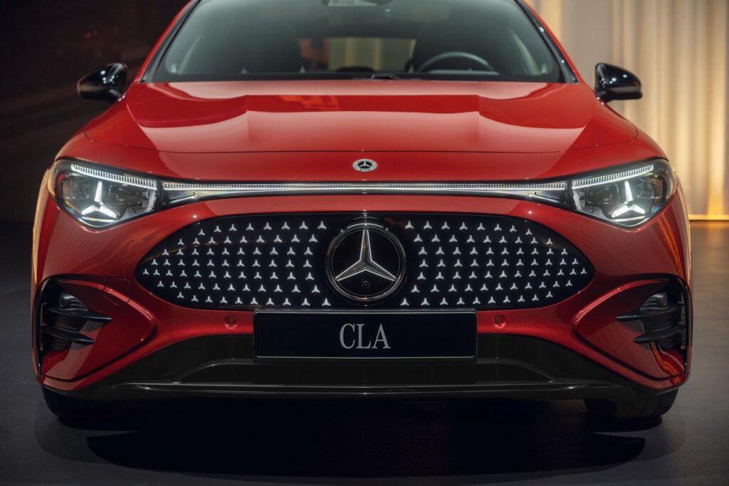 Design nuova Mercedes CLA