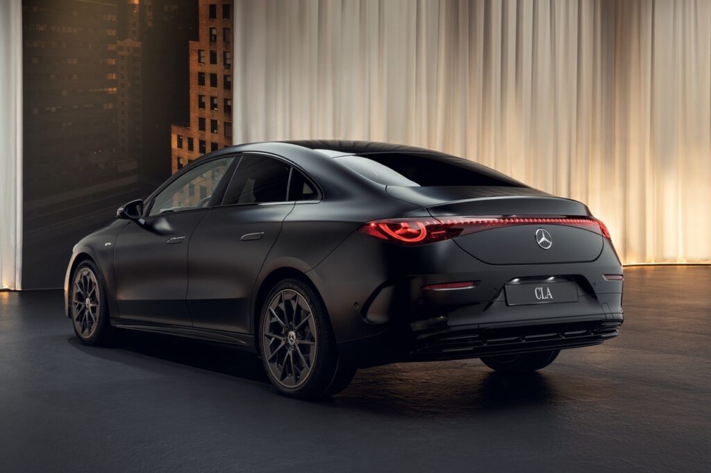 Design nuova Mercedes CLA
