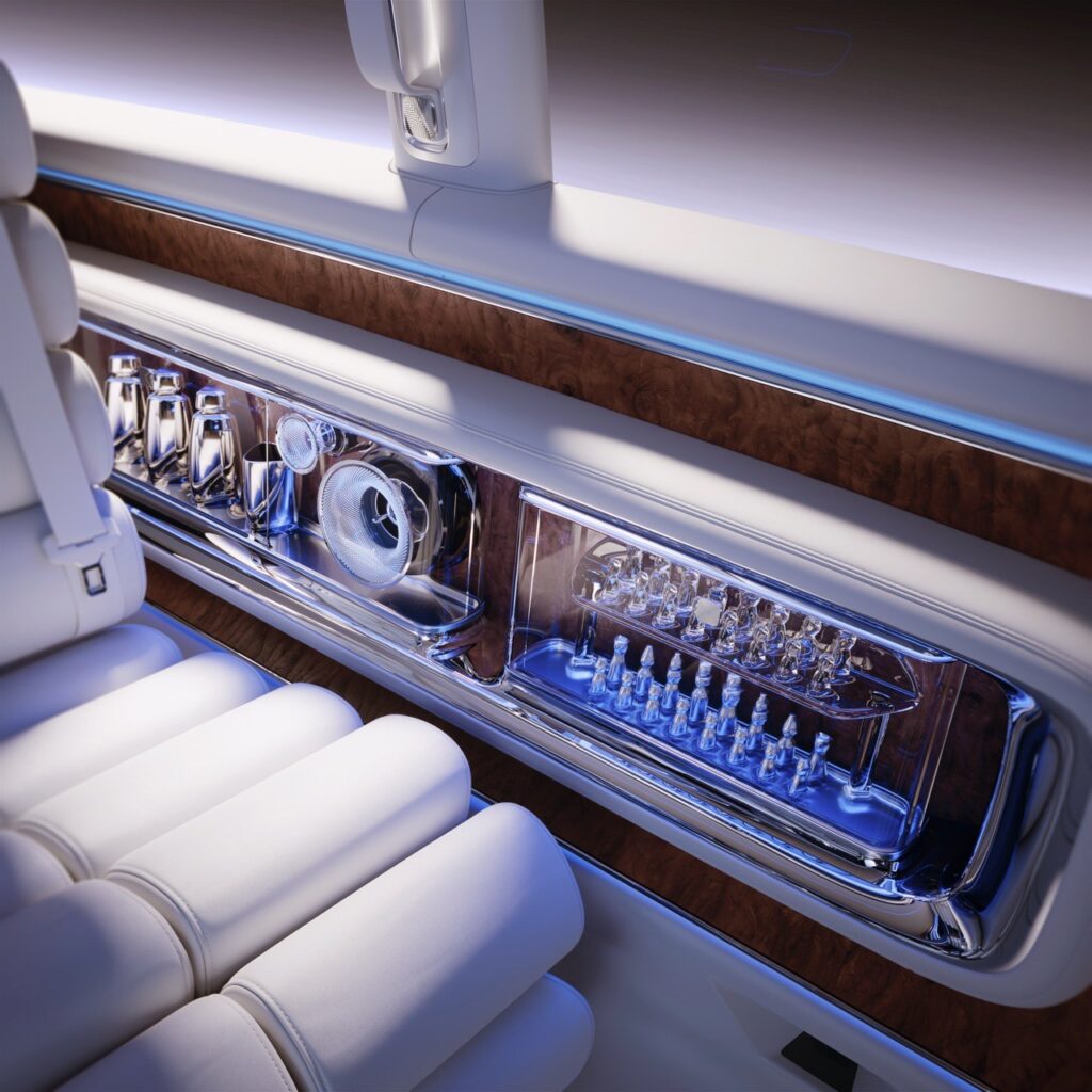 Interni Mercedes-Benz Vision V