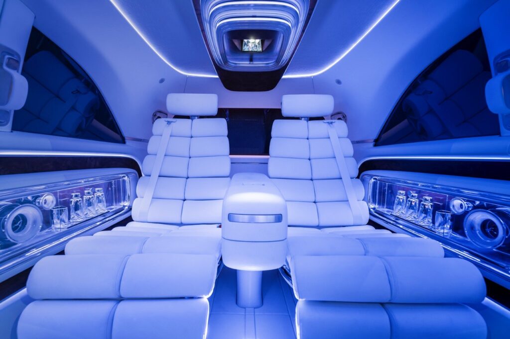 Interni Mercedes-Benz Vision V