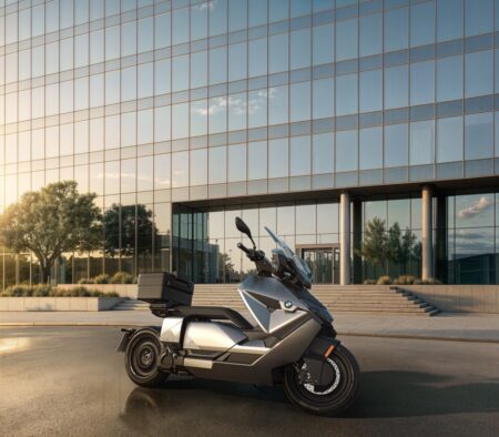 BMW CE 04 2026