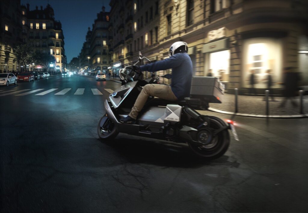 Prezzi BMW CE 04 2026